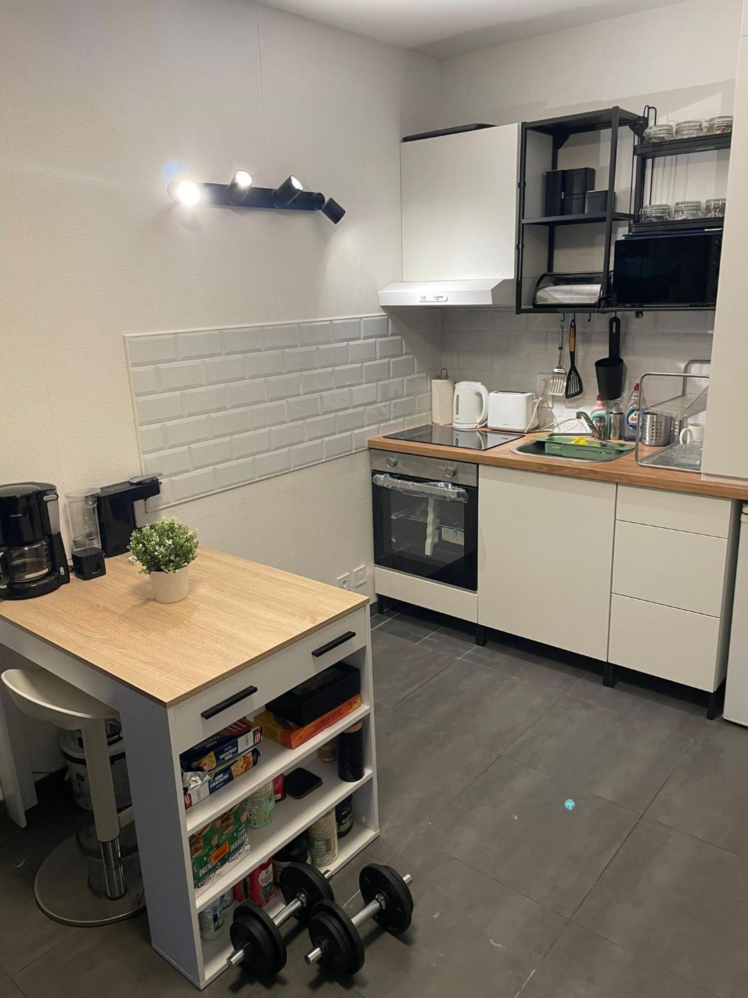 One Bedroom Fully Equipped Apartment With Terrace Brussels Ngoại thất bức ảnh